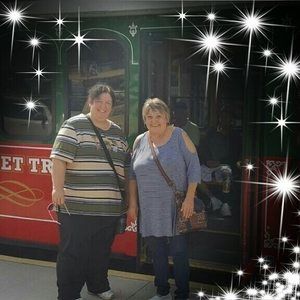 Meet your Posher, Sharon